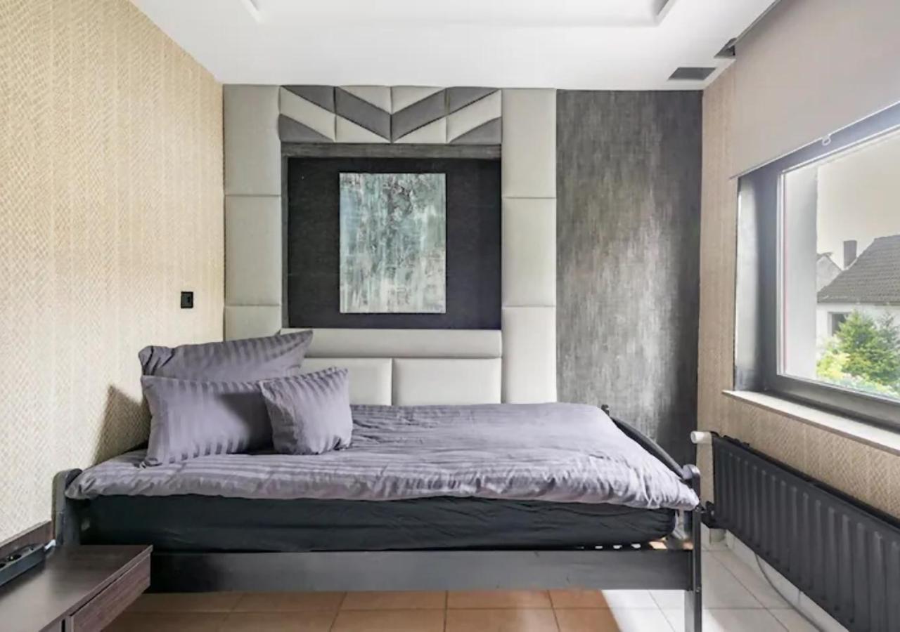 Miet-Kamp Ruhig, Zentral, Nahe Messe, Ausgefallenes Design 2 Schlafzimmer Берлін Екстер'єр фото
